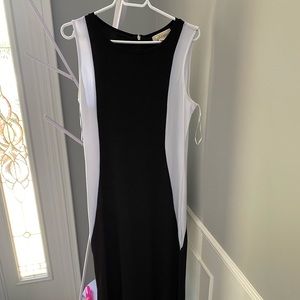 EUC- Michael Kors Maxi Dress